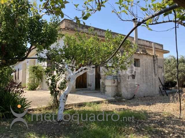 casa indipendente in vendita a Sciacca in zona Centro Città