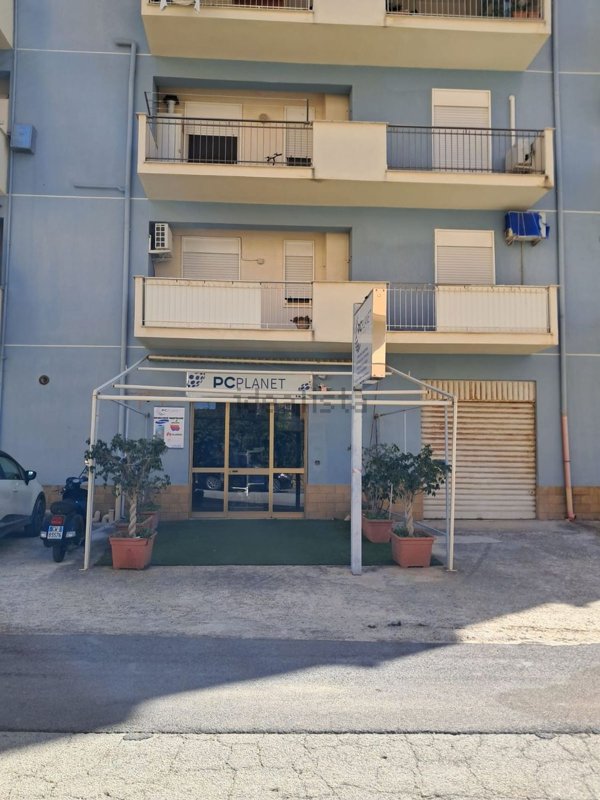 negozio in vendita a Sciacca in zona Perriera