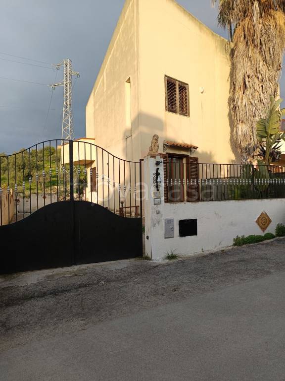 casa indipendente in vendita a Sciacca