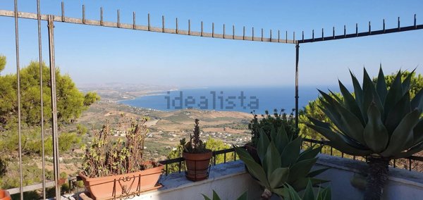 casa indipendente in vendita a Sciacca in zona San Calogero