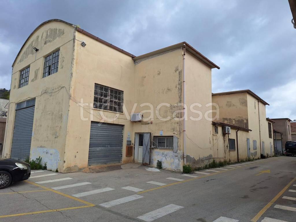 capannone in vendita a Sciacca