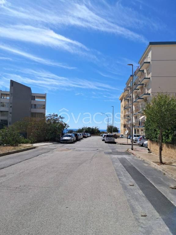 negozio in vendita a Sciacca in zona Perriera