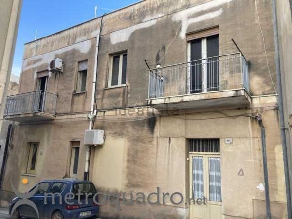 pentavano in vendita a Sciacca