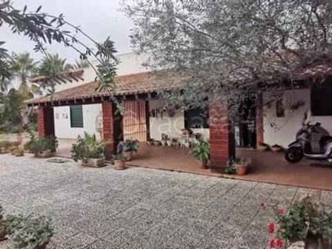 casa indipendente in vendita a Sciacca