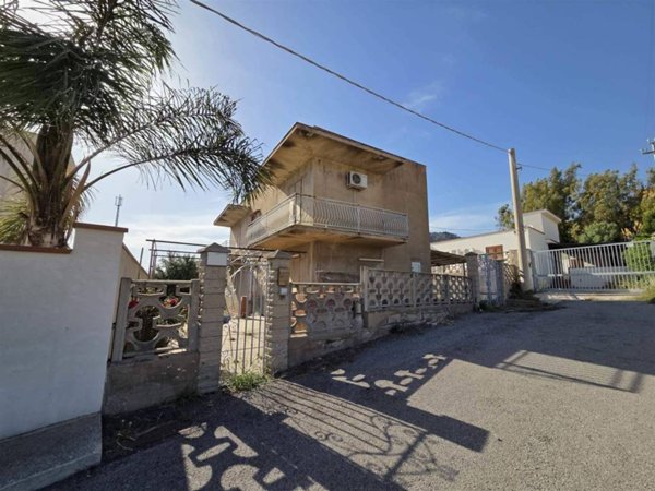 casa indipendente in vendita a Sciacca