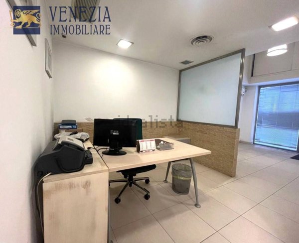 ufficio in vendita a Sciacca in zona Centro Città