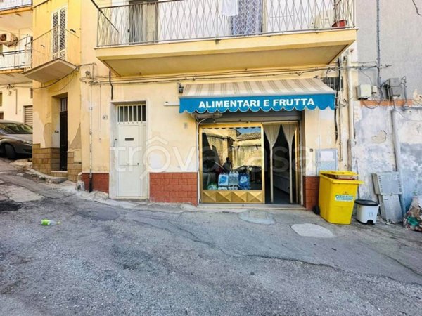 negozio in vendita a Sciacca in zona Centro Città
