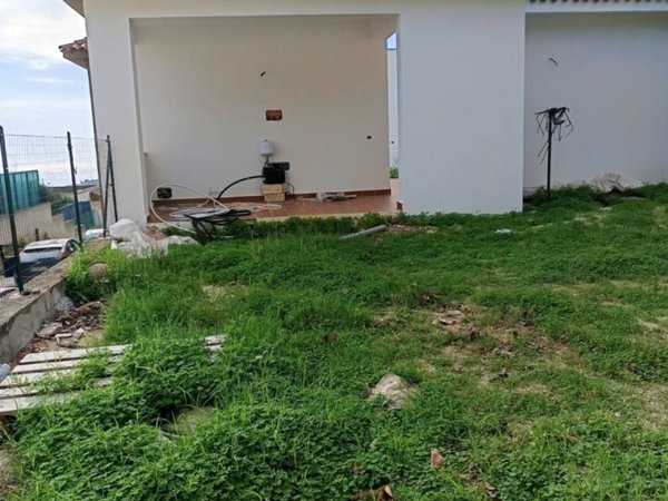 casa indipendente in vendita a Sciacca