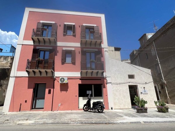 negozio in vendita a Sciacca in zona Centro Città