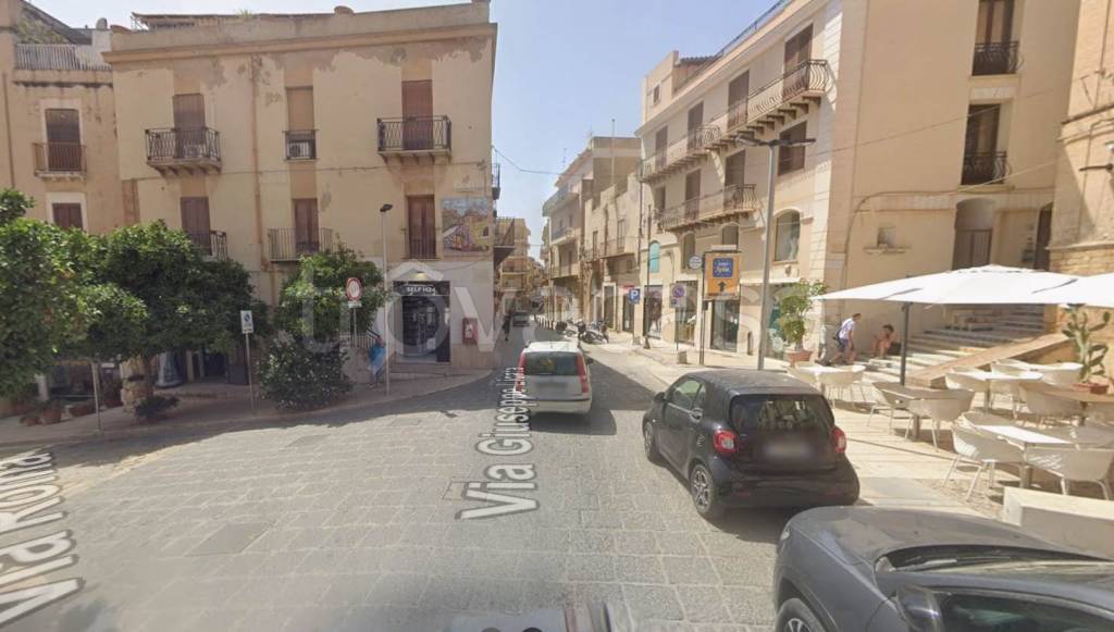 negozio in vendita a Sciacca in zona Centro Città