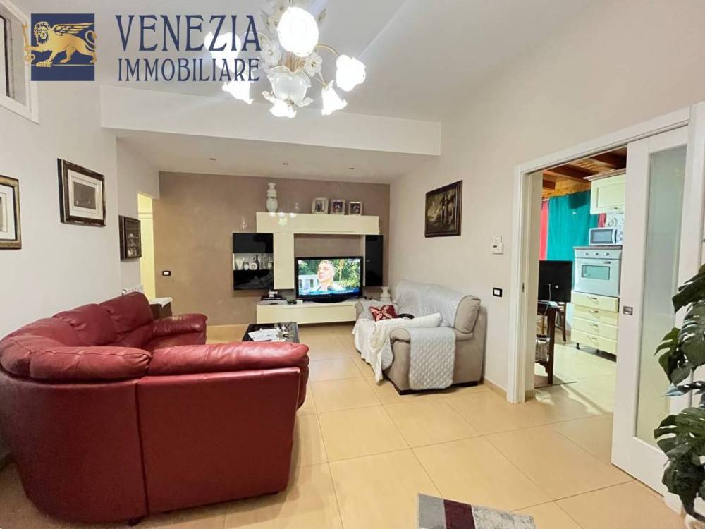 appartamento in vendita a Sciacca in zona Perriera