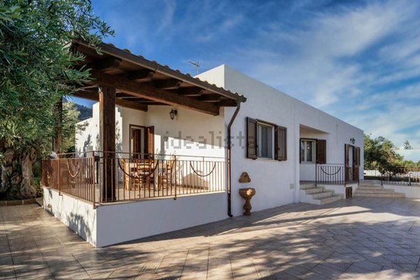 casa indipendente in vendita a Sciacca