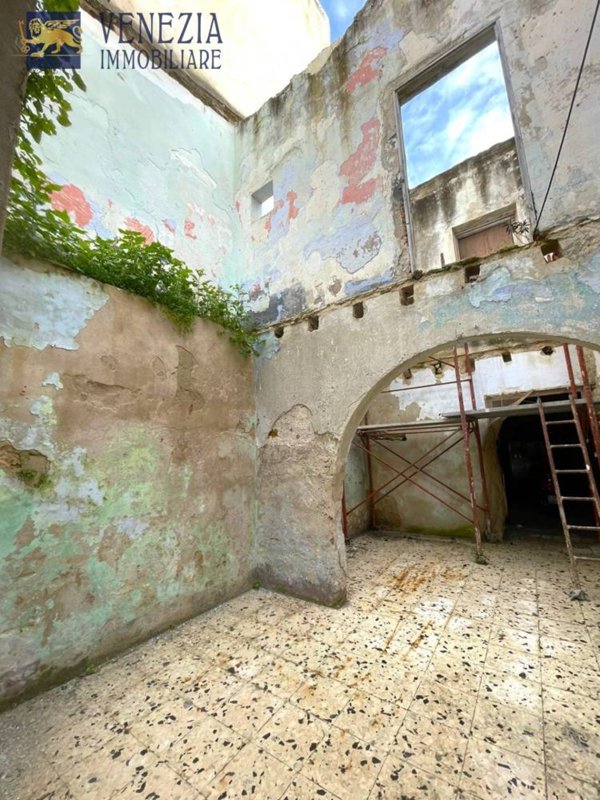 casa indipendente in vendita a Sciacca in zona Centro Città