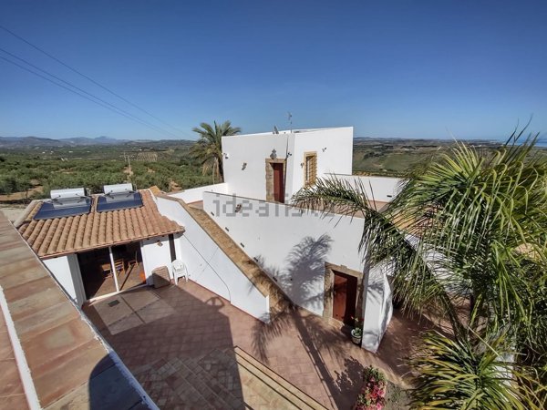 casa indipendente in vendita a Sciacca in zona San Giorgio/Torre Verdura