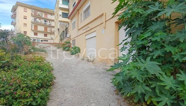 locale commerciale in vendita a Sciacca in zona Centro Città