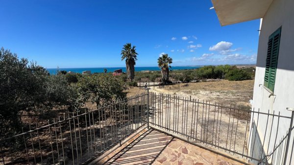 casa indipendente in vendita a Sciacca