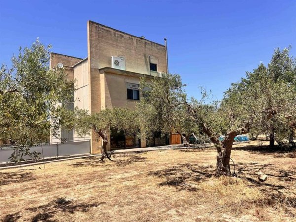 casa indipendente in vendita a Sciacca