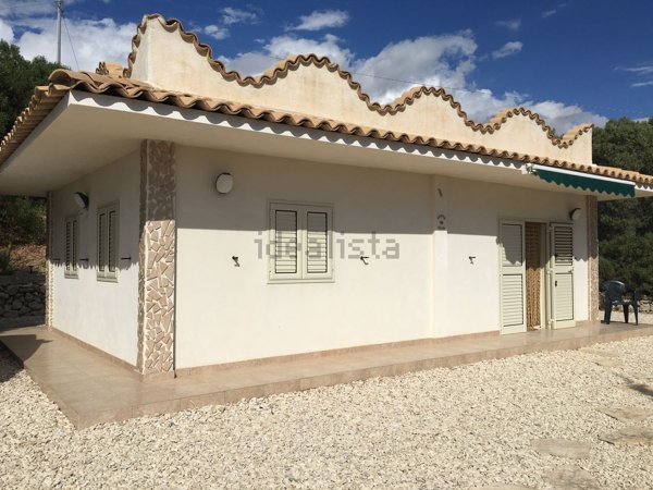 casa indipendente in vendita a Siculiana