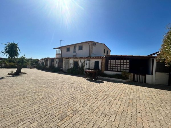 casa indipendente in vendita a Siculiana