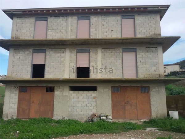 appartamento in vendita ad Acquaviva Platani