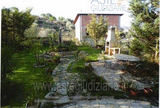 casa indipendente in vendita a Bompensiere
