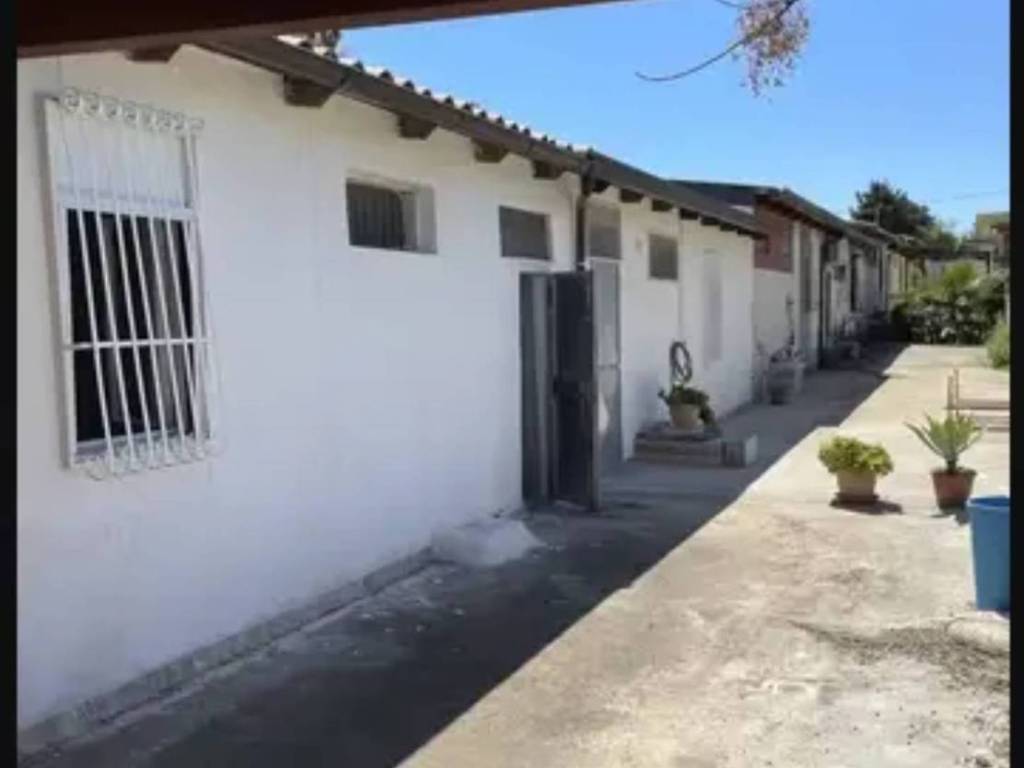 casa indipendente in vendita a Butera