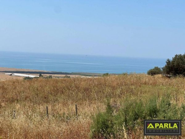 casale in vendita a Butera in zona Falconara