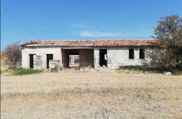 casa indipendente in vendita a Butera