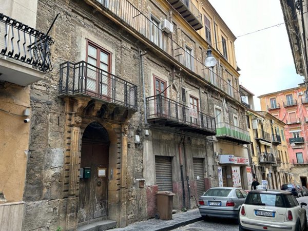 appartamento in vendita a Caltanissetta