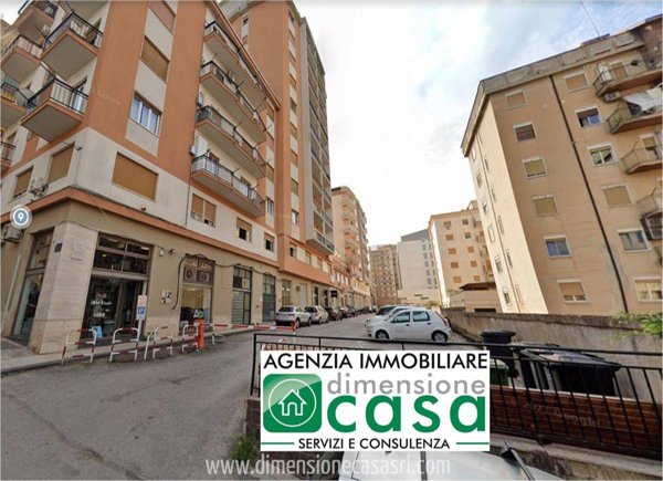 locale commerciale in vendita a Caltanissetta in zona Centro Storico