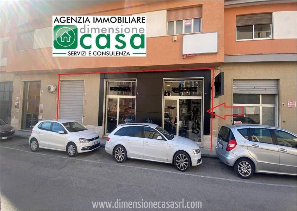 negozio in vendita a Caltanissetta in zona Palmitelli