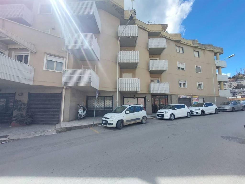 trivano in vendita a Caltanissetta