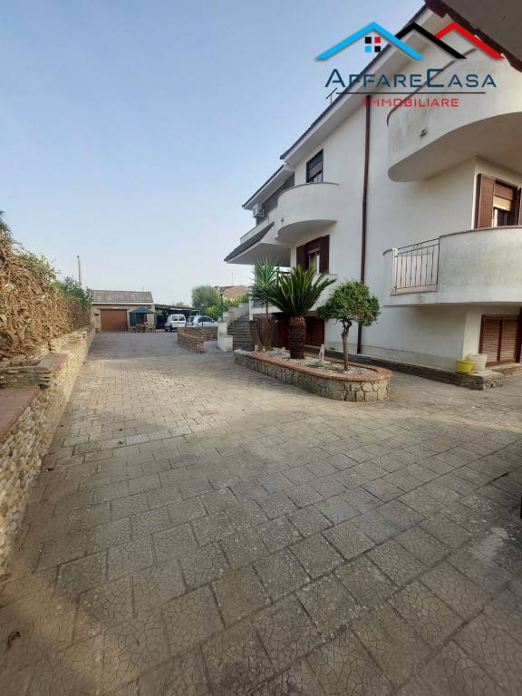 casa indipendente in vendita a Caltanissetta