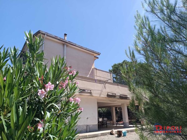 casa indipendente in vendita a Caltanissetta