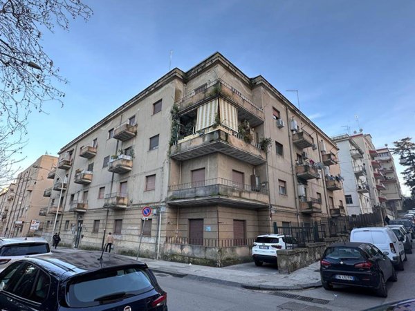 appartamento in vendita a Caltanissetta in zona Palmitelli
