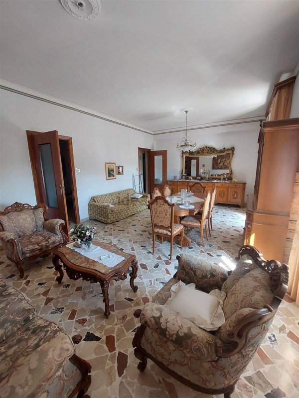 appartamento in vendita a Caltanissetta