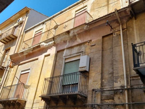 appartamento in vendita a Caltanissetta in zona Centro Storico