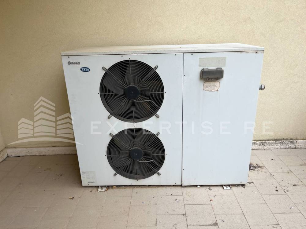 ufficio in vendita a Caltanissetta in zona Palmitelli