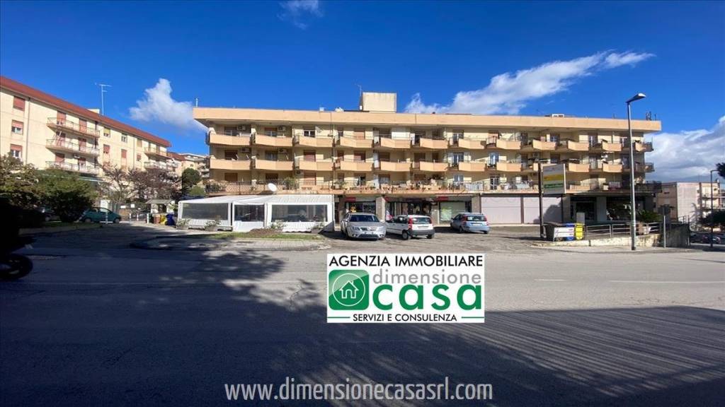 negozio in vendita a Caltanissetta