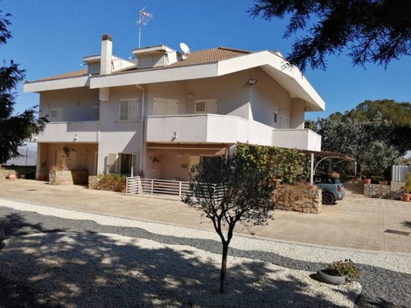 casa indipendente in vendita a Caltanissetta
