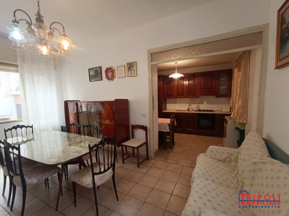 appartamento in vendita a Caltanissetta in zona Centro Storico
