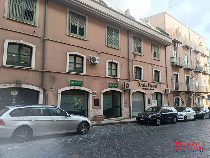 ufficio in vendita a Caltanissetta in zona Centro Storico