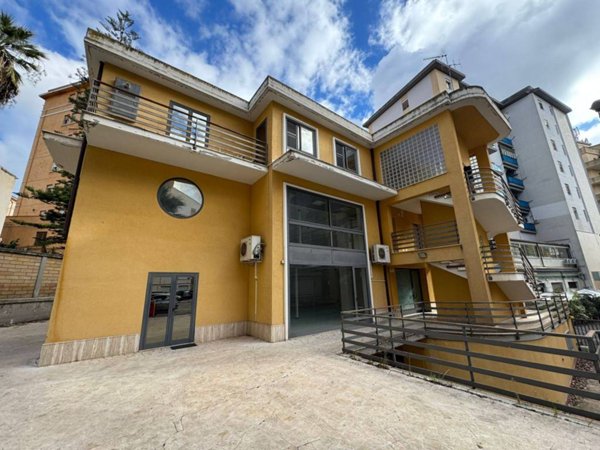 ufficio in vendita a Caltanissetta