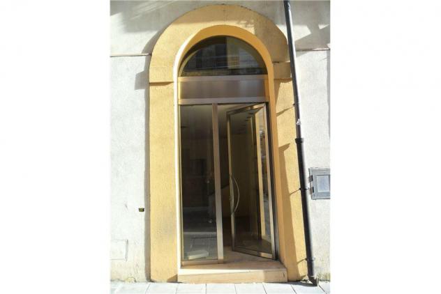 negozio in vendita a Caltanissetta in zona Centro Storico
