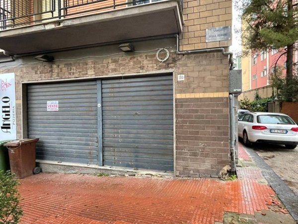 negozio in vendita a Caltanissetta in zona Palmitelli