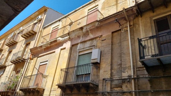 appartamento in vendita a Caltanissetta in zona Centro Storico