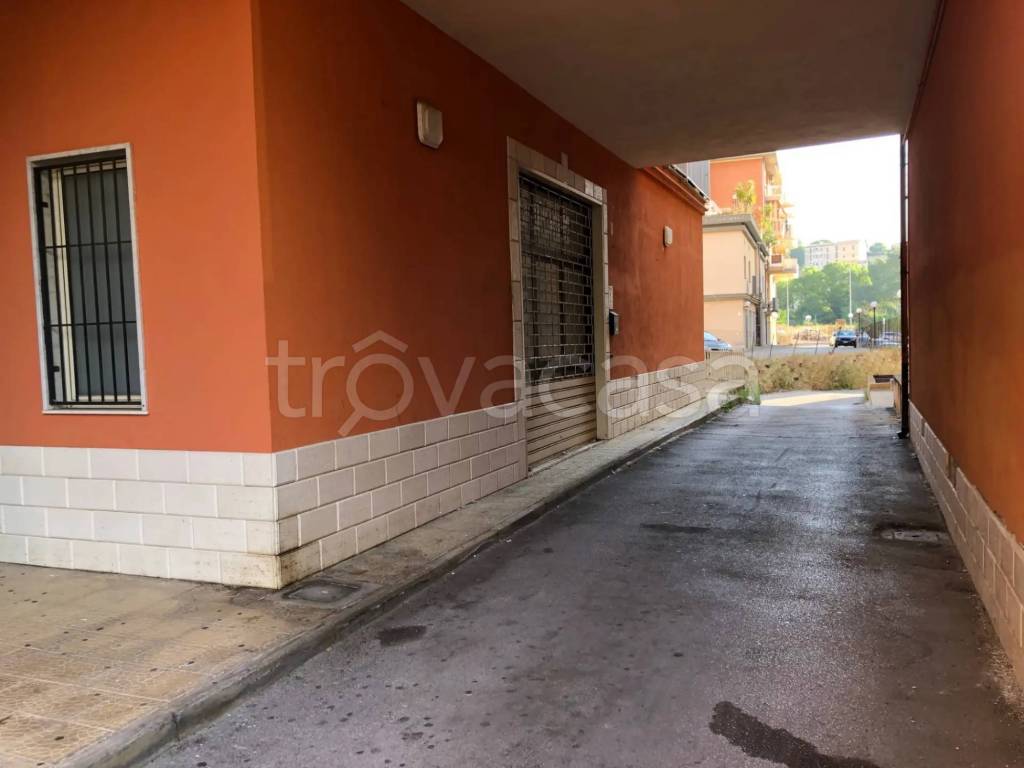 negozio in vendita a Caltanissetta