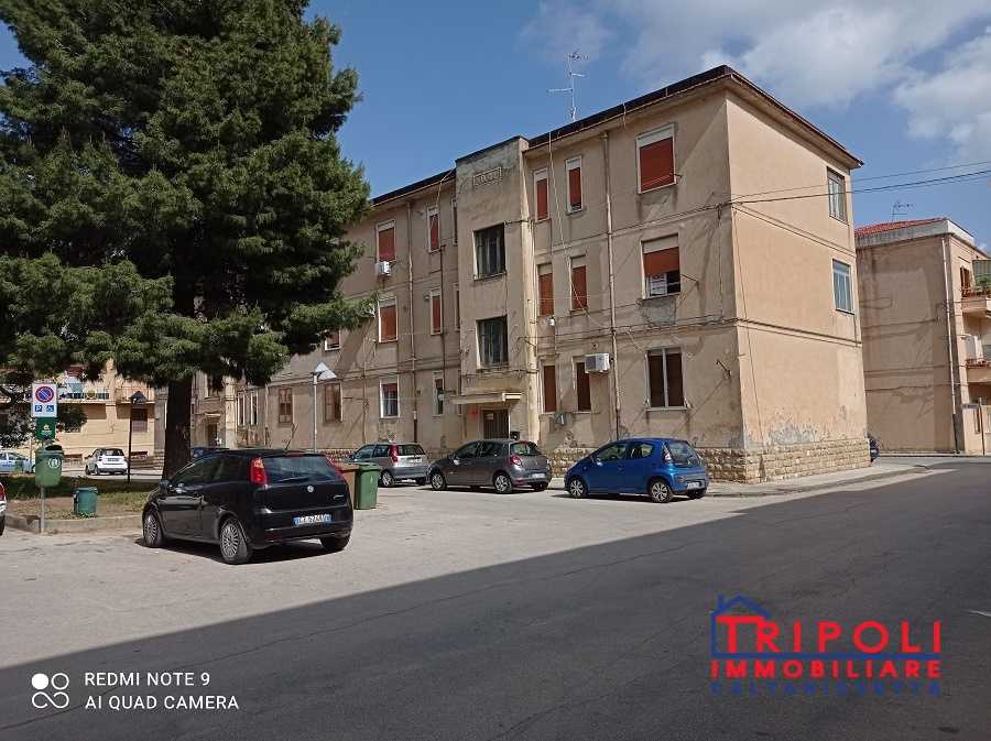 appartamento in vendita a Caltanissetta in zona Centro Storico