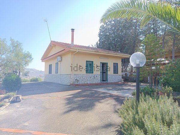 appartamento in vendita a Caltanissetta