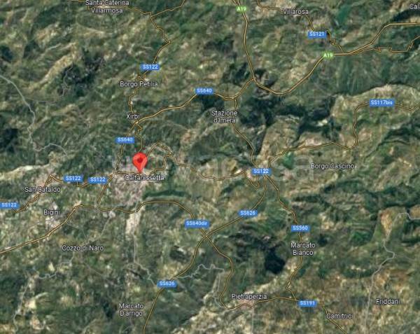 appartamento in vendita a Caltanissetta in zona Centro Storico